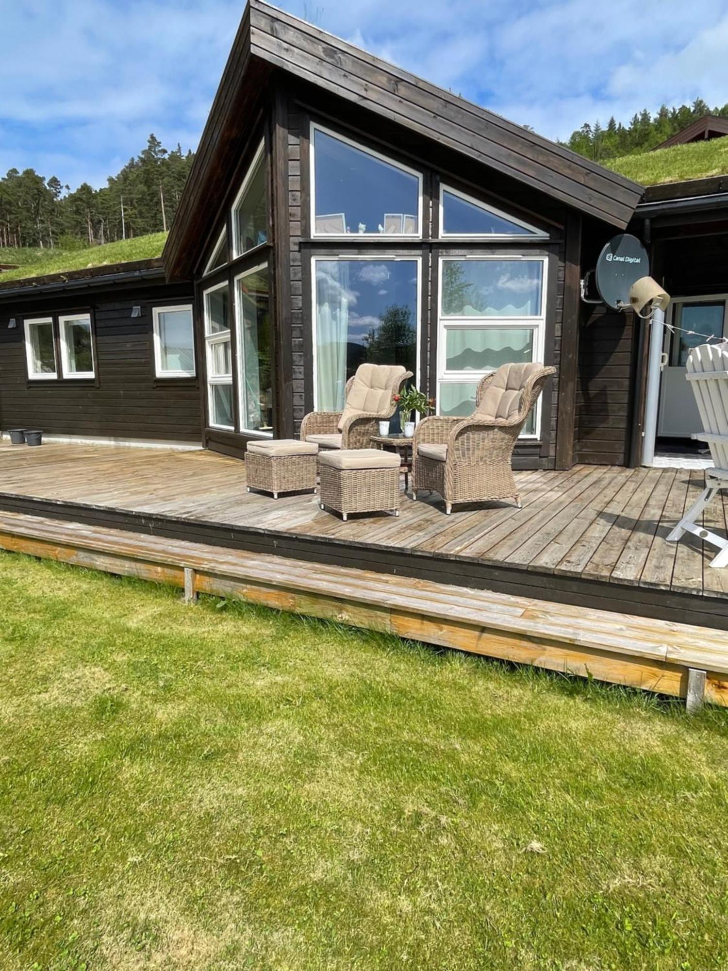 Cabin Near Pulpit Rock Jorpeland Exterior photo